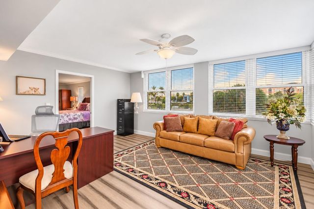 5130 BRITTANY DRIVE S 308, St Petersburg, FL 33715