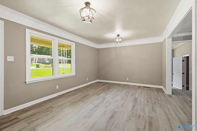 3116 Greenhill Drive NW, Huntsville, AL 35810