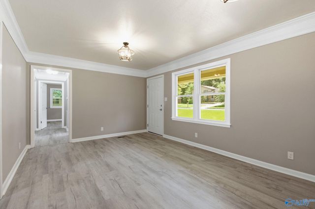 3116 Greenhill Drive NW, Huntsville, AL 35810