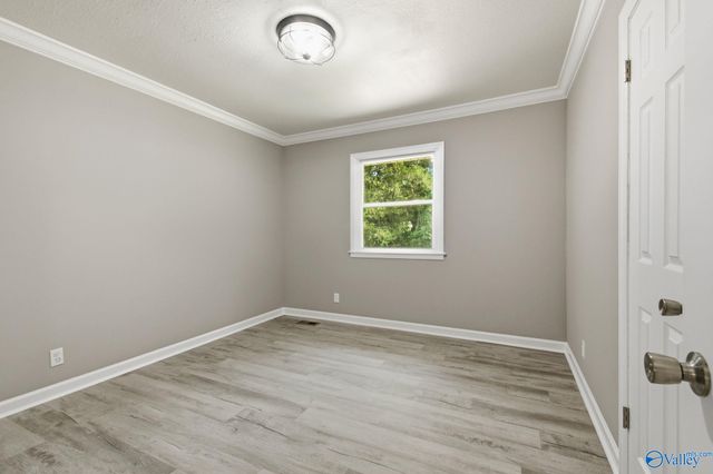 3116 Greenhill Drive NW, Huntsville, AL 35810