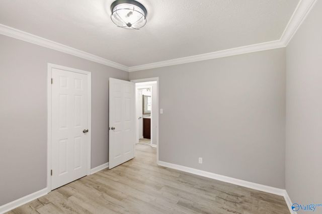 3116 Greenhill Drive NW, Huntsville, AL 35810