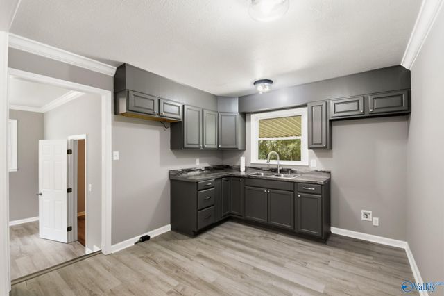 3116 Greenhill Drive NW, Huntsville, AL 35810