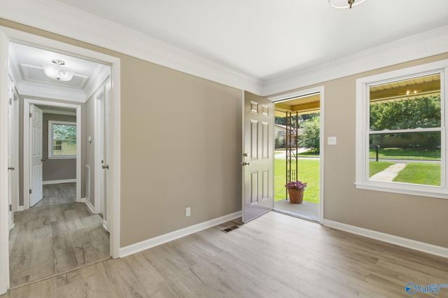 3116 Greenhill Drive NW, Huntsville, AL 35810