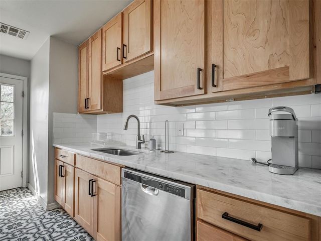 2926 NW 72nd Street, Oklahoma City, OK 73116