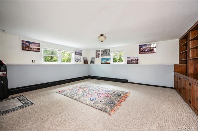 3 Ronald Lane, Sayville, NY 11782