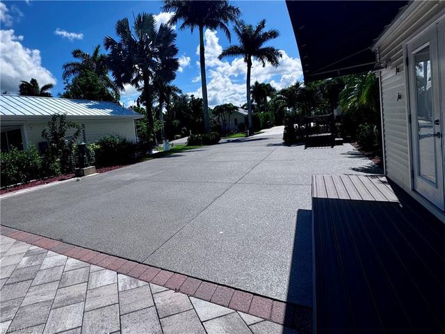 Lot 39 3015 W Riverbend Resort BLVD, Labelle, FL 33935