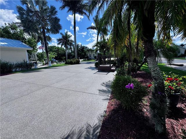 Lot 39 3015 W Riverbend Resort BLVD, Labelle, FL 33935