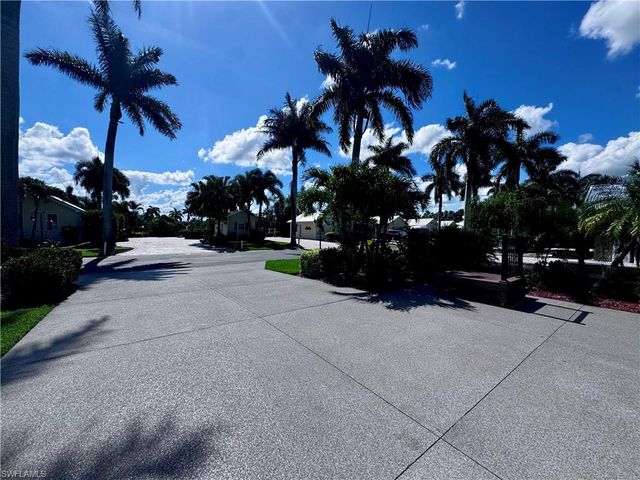 Lot 39 3015 W Riverbend Resort BLVD, Labelle, FL 33935