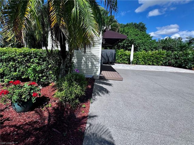 Lot 39 3015 W Riverbend Resort BLVD, Labelle, FL 33935