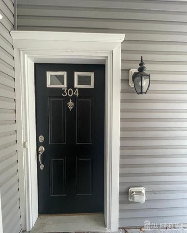 304 Dickson Court, Highland Park, NJ 08904