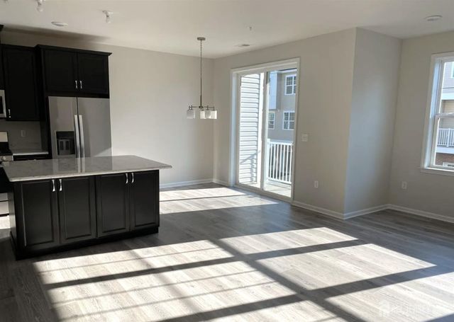 304 Dickson Court, Highland Park, NJ 08904