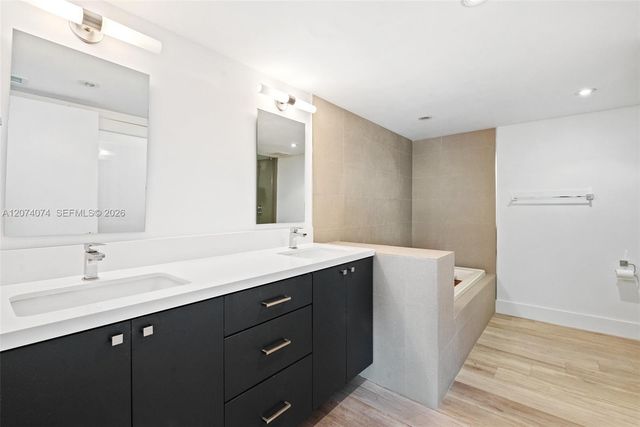 600 Biltmore Way 1214, Coral Gables, FL 33134