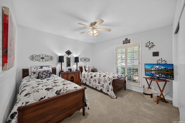 8703 Golden, Windcrest, TX 78239