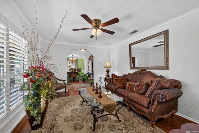 8703 Golden, Windcrest, TX 78239