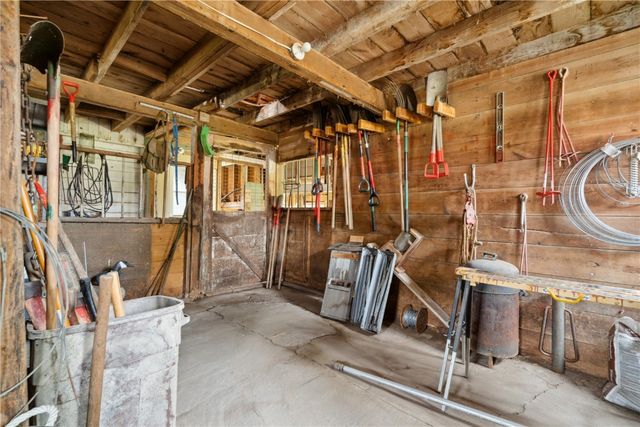 1895 33rd Avenue SW, Cedar Rapids, IA 52404