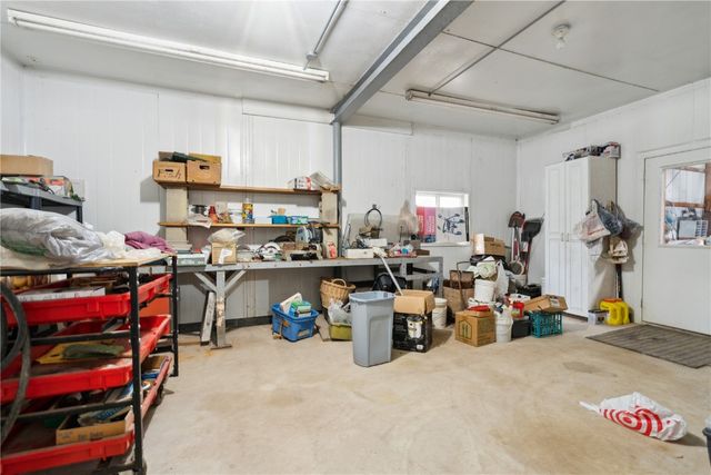 1895 33rd Avenue SW, Cedar Rapids, IA 52404