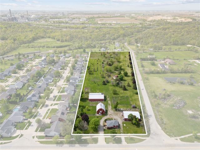 1895 33rd Avenue SW, Cedar Rapids, IA 52404