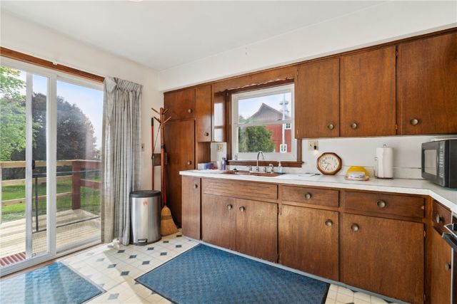 1895 33rd Avenue SW, Cedar Rapids, IA 52404