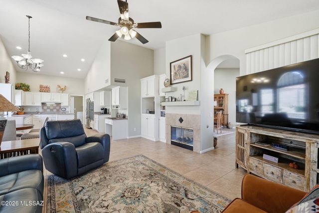 37004 S Ridge Crest Court, Saddlebrooke, AZ 85739