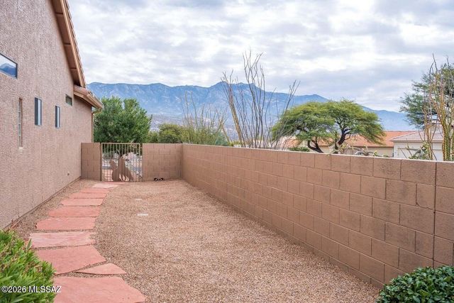 37004 S Ridge Crest Court, Saddlebrooke, AZ 85739