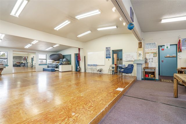 400 Brunn School Road, Santa Fe, NM 87505