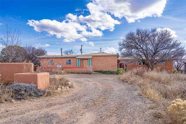 400 Brunn School Road, Santa Fe, NM 87505