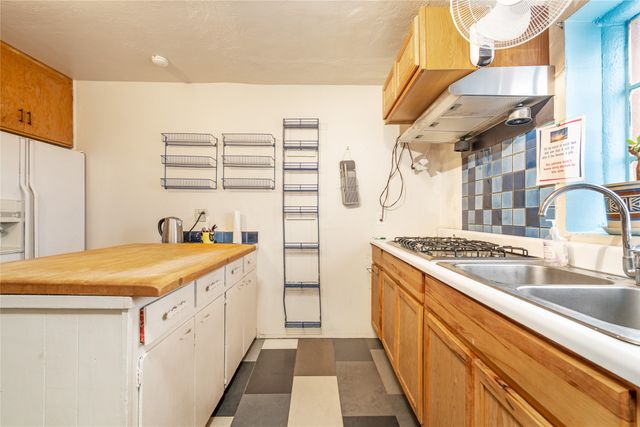 400 Brunn School Road, Santa Fe, NM 87505