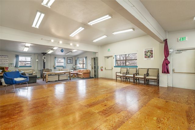 400 Brunn School Road, Santa Fe, NM 87505