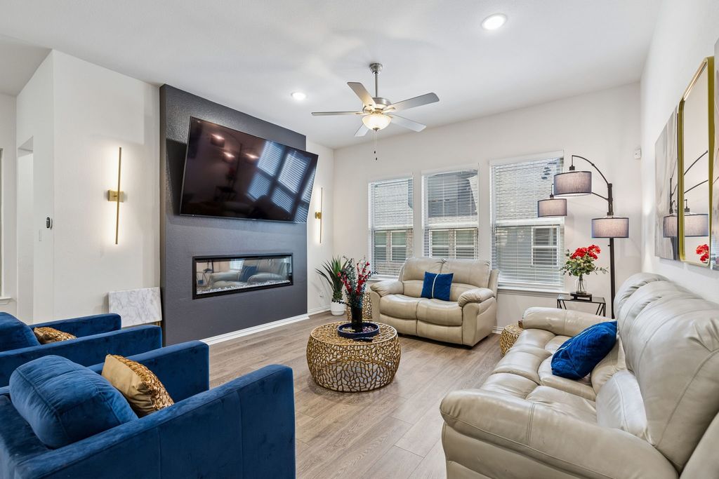 4308 Henderson Avenue, North Richland Hills, TX 76180 — photo 4