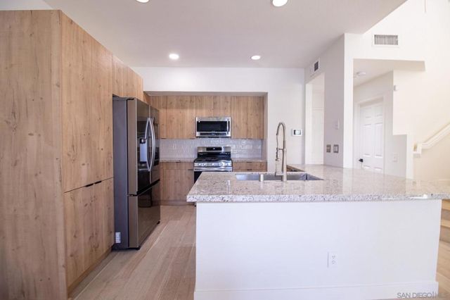 1113 Pacific Grove Loop, Chula Vista, CA 91915