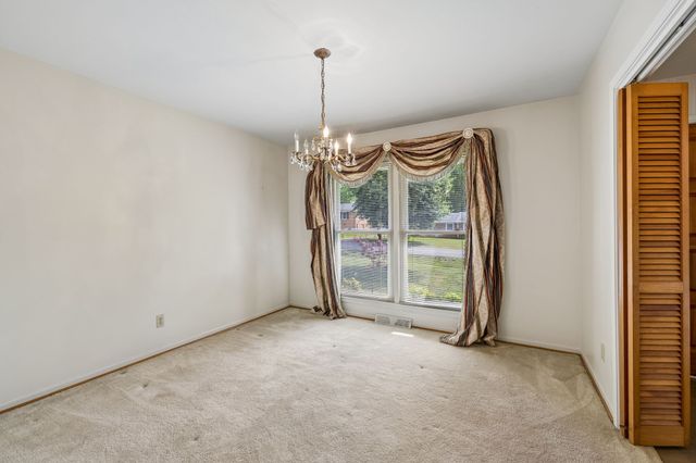 618 Fairlane Dr, Lewisburg, TN 37091