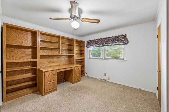 618 Fairlane Dr, Lewisburg, TN 37091