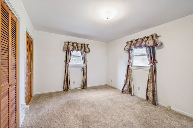 618 Fairlane Dr, Lewisburg, TN 37091