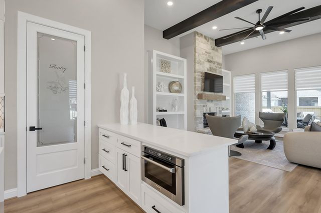 22 Darien Court, Montgomery, TX 77356