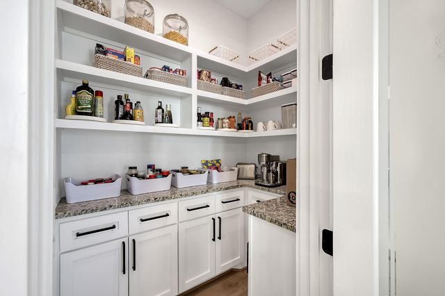 22 Darien Court, Montgomery, TX 77356