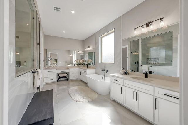 22 Darien Court, Montgomery, TX 77356