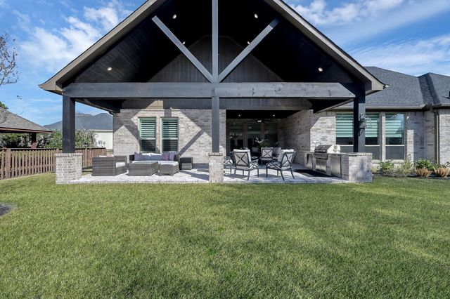 22 Darien Court, Montgomery, TX 77356