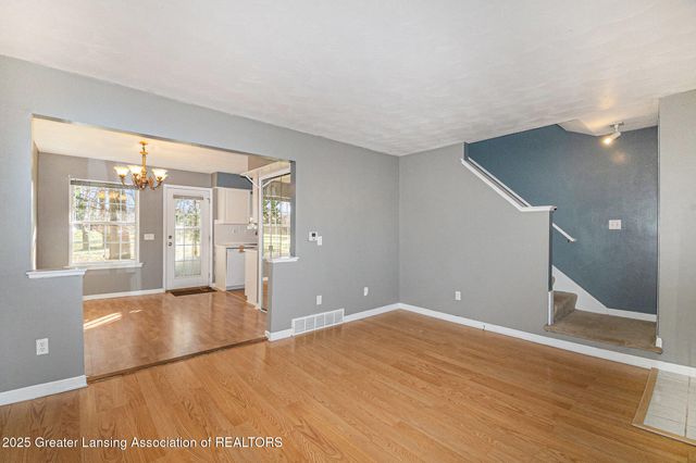 6354 Beechfield Drive 64, Lansing, MI 48911