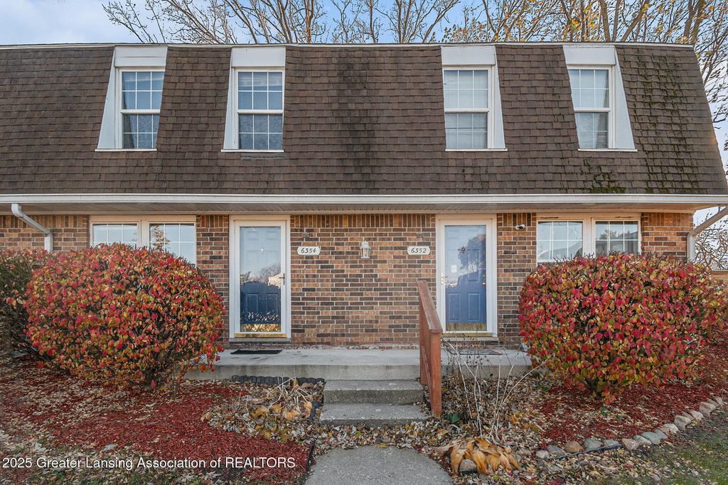 6354 Beechfield Drive 64, Lansing, MI 48911