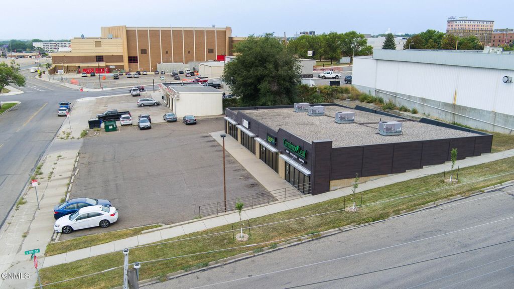 710 E Bowen Avenue, Bismarck, ND 58504 photo 10