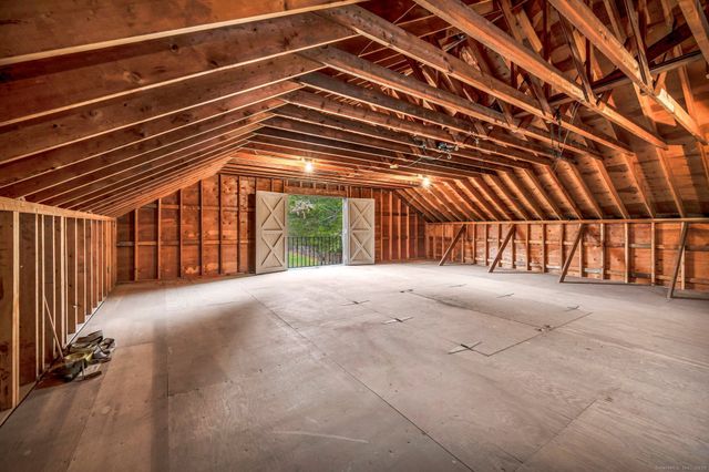 896 Coleman Road, Cheshire, CT 06410