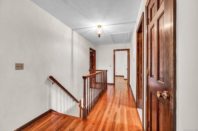 896 Coleman Road, Cheshire, CT 06410