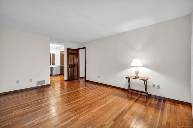 896 Coleman Road, Cheshire, CT 06410