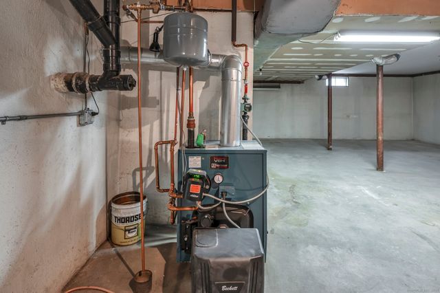 896 Coleman Road, Cheshire, CT 06410