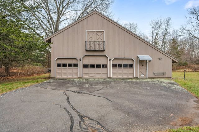 896 Coleman Road, Cheshire, CT 06410