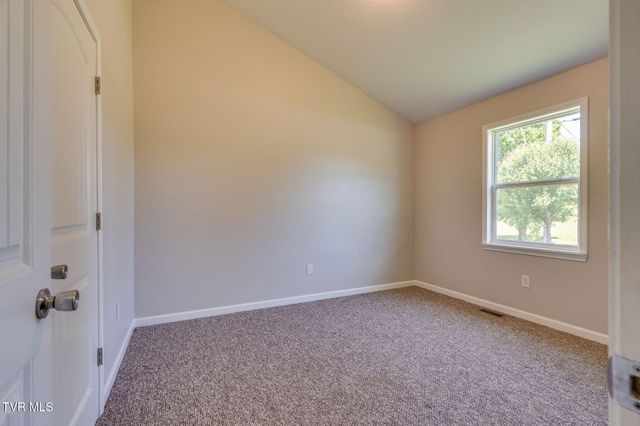 1031 Old Cemetery Road, Greeneville, TN 37745