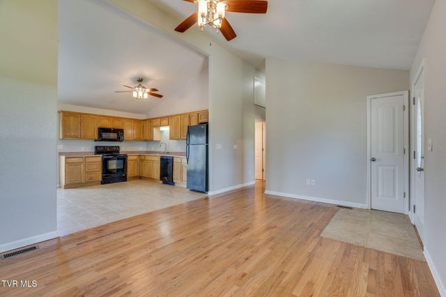 1031 Old Cemetery Road, Greeneville, TN 37745