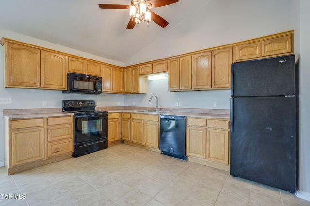 1031 Old Cemetery Road, Greeneville, TN 37745