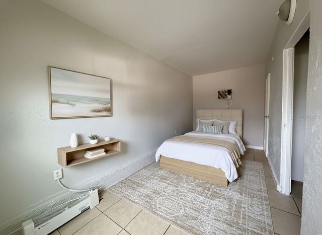 900 40TH STREET S, St Petersburg, FL 33711