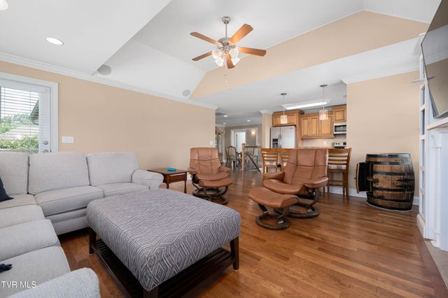 130 Lookout Pointe 130, Johnson City, TN 37601